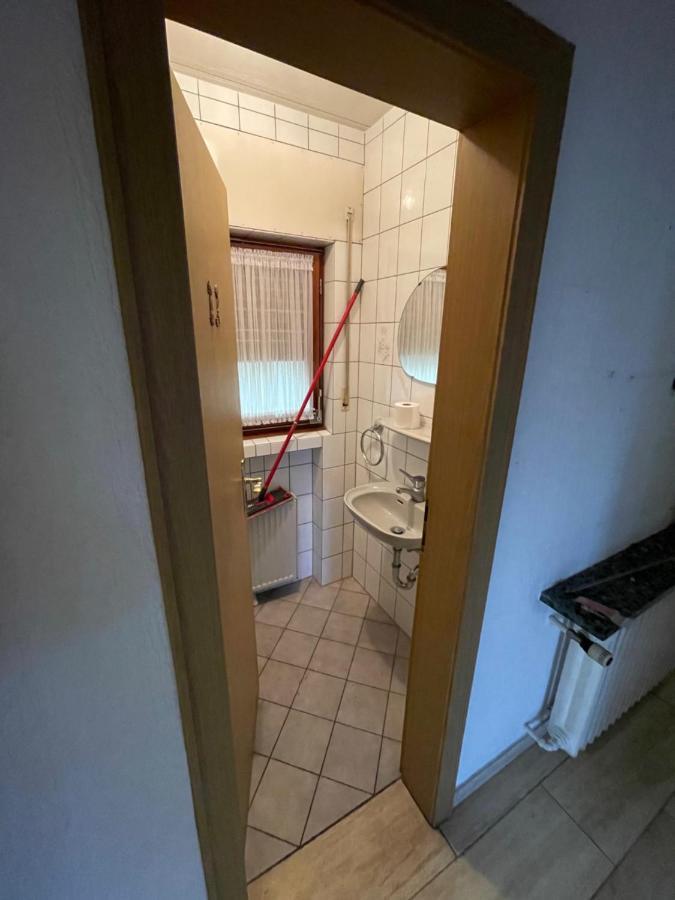 Bonn-Beuel Zentrale Ferienwohnung Mit Parkplaetzen Экстерьер фото