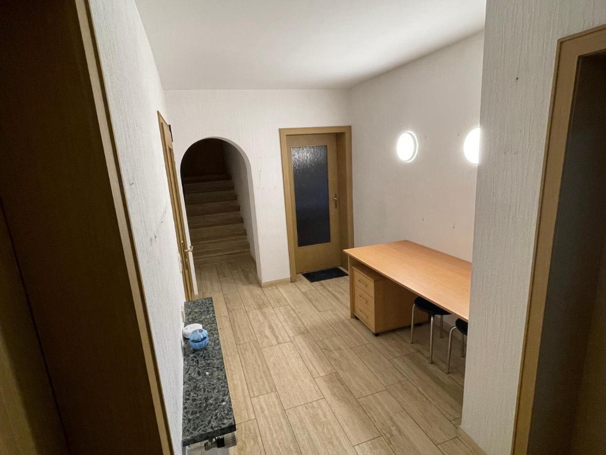 Bonn-Beuel Zentrale Ferienwohnung Mit Parkplaetzen Экстерьер фото